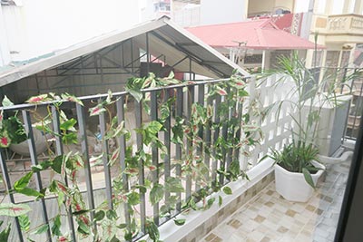 Bright, brand new studio apartment at Dong Da District, with balcony