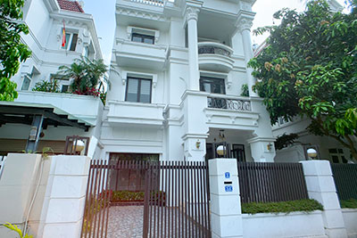 Ciputra: Brand new opened view 05BRs house in T block 
