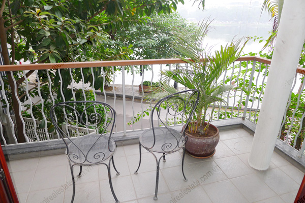 Lakeview one bedroom apartment in Ba Dinh, near Lotte Center Ha Noi