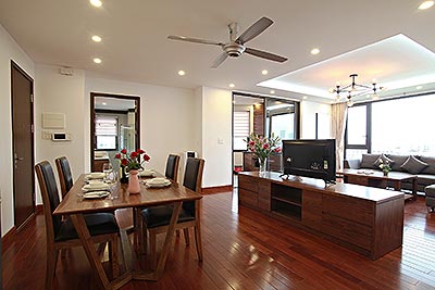 Rental Luxurious 03br apartment in Cau Giay, close to Somerset Hoa Binh
