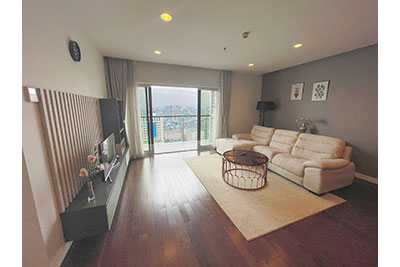 Cho thuê căn hộ 4 phòng ngủ cao cấp, view thành phố Hà Nội tại tòa nhà Lancaster
