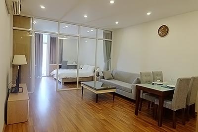 Rental Luxury serviced apartment in Cau Giay, 1 BR