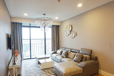 Modern 2-bedroom apartment in Hoang Thanh Tower to rent
