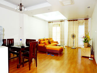 Rental modern and bright serviced apartment in Thai Ha Str, Dong Da Hanoi