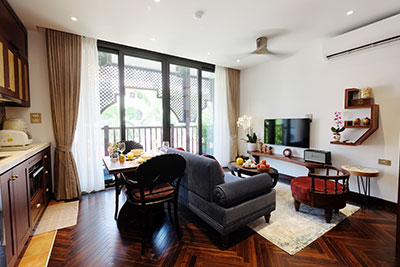 Elegant 01-bedroom apartment with balcony on Ton That Thiep Street