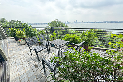 2BR+1 Lake View Apartment with Large Balcony For Rent – Quang Khanh Street