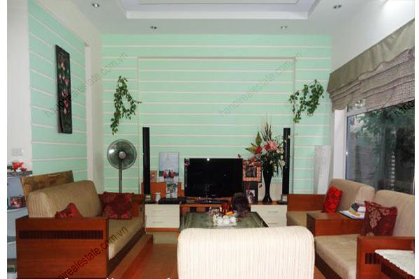 3 bedroom, modern house for rent in Ba Dinh district 3