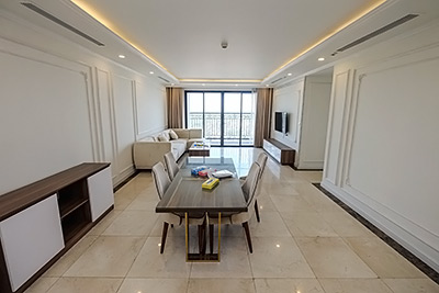 Cho thuê căn hộ D Leroi Soleil Tây Hồ 3 phòng ngủ 146m2 view Hồ Tây