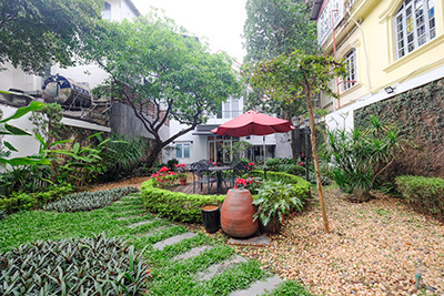 4 Bedroom Garden Villa for Rent in Tay Ho, Spacious with Private Garden