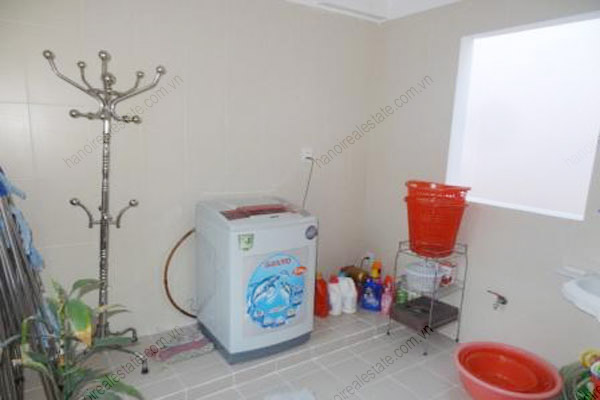 Airy, beautiful house for rent in Ba Dinh district 8