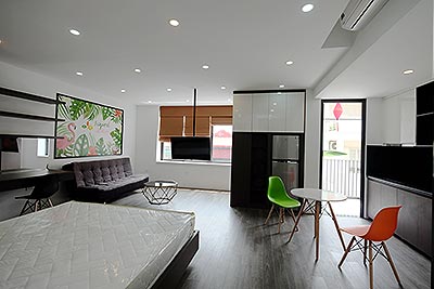 Attractive studio apartment with balcony in Tay Ho, Westlake