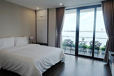 Beautiful 03BRs apartment at Ba Dinh Dist, Hanoi with amazing Westlake view