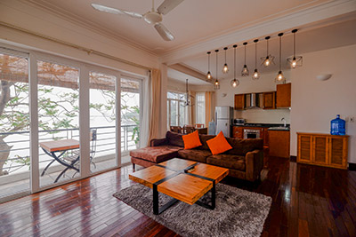 Beautiful 2 bedroom apartment with lake view on Quang Khanh Street