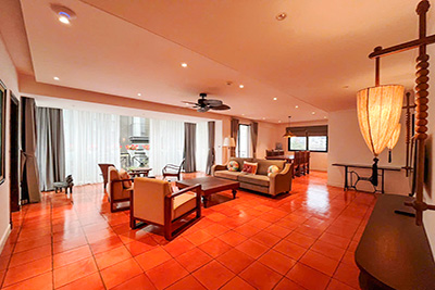 Beautiful 3 bedroom Apartment with big balcony in Truc Bach