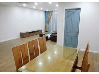  Beautiful  3 BRs apartments in mandarin garden, large balcony 