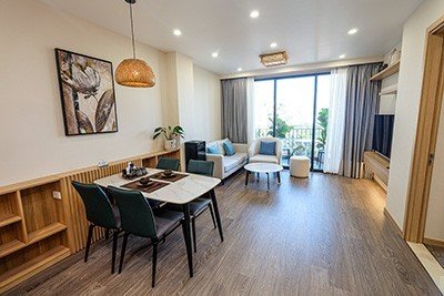 Beautiful and modern 2 bedroom, 2 bathroom apartment for rent in Nui Truc , Ba Dinh, Ha Noi