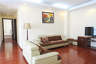 Cho thuê căn hộ cao cấp  3 phòng ngủ tại Tây Hồ, Hà Nội, đủ nội thất sang trọng