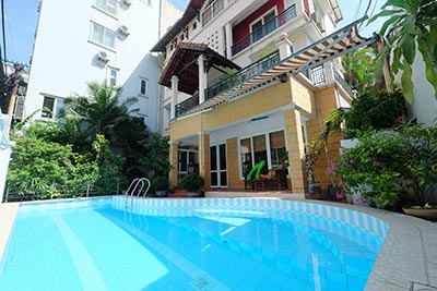 Beautiful house with outdoor swimming pool to rent in Tay Ho 