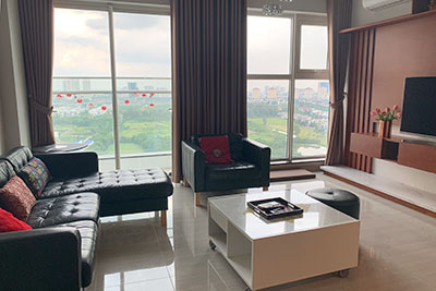 Beautiful opened Golf course view 03BRs apartment on high floor L4 Ciputra