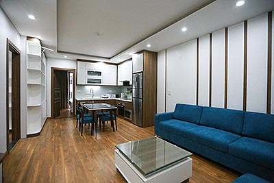 Brand new 02 bedroom apartment on Tay Ho street, with car access