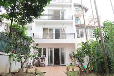Cho thuê căn Nhà mới xây có vườn tại Đặng Thái Mai, Tây Hồ Hà Nội