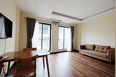 Brand new 1-bedroom apartment for rent in Truc Bach, Ba Dinh