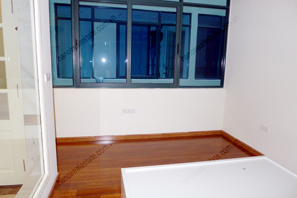 Brand new 2 br Lake view apartment in Truc Bach Area 6