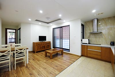 Cho thuê căn hộ 2 phòng ngủ mới tai trung tâm quận Hoàn Kiếm