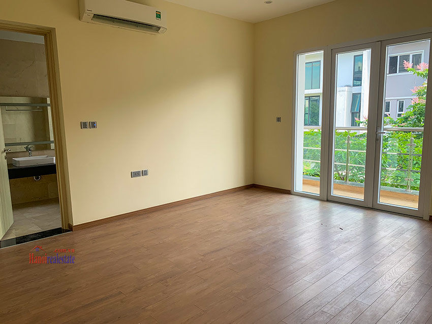 Brand new 5-bedrooms house in K block Ciputra, bright and airy 8