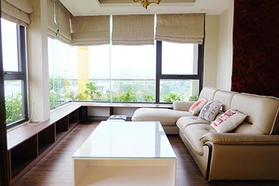Brand new lake view 03BRs duplex penthouse apartment on To Ngoc Van St