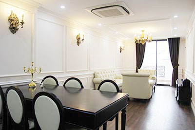 Brand new luxurious 2 bedroom apartment to let in Hai Ba Trung, Hanoi