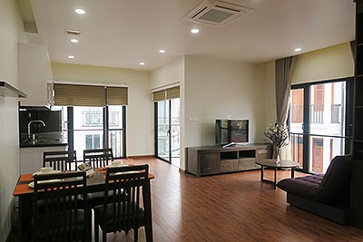 Brandnew and spacious apartment 01BR in Tay Ho, close to Elegant Suites