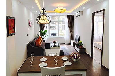 Cho thuê căn hộ cao cấp tại Linh Lang, Ba Đình, gần trung tâm Lotte