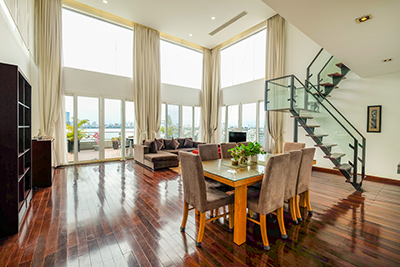 Breathtaking view 3-bedroom duplex apartment on Xuan Dieu