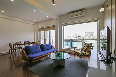 Breathtaking Westlake view Duplex 02 bedroom on Tu Hoa, space for garden