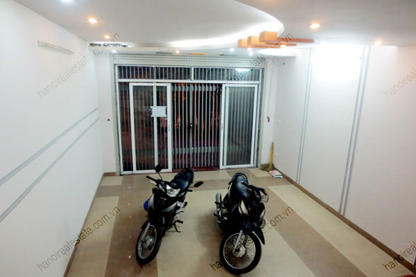 Bright 5 bedroom house for rent in Dao Tan Str,  Ba Dinh district, Hanoi 6