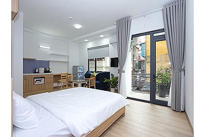 Bright and modern studio apartment in Giang Vo, Ba Dinh Dist