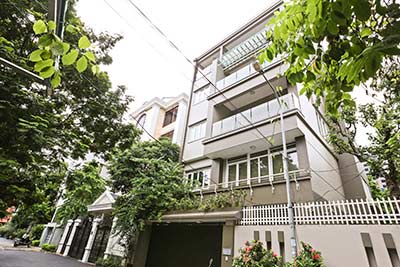Bright Modern House for rent in Tay Ho, Garden & Elevator