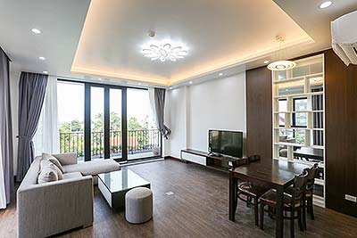 Căn hộ 01PN đầy đủ nội thất, ban công thoáng tại Âu Cơ Tây Hồ