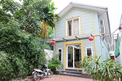 Charming 2 bedroom house with garden on Dang Thai Mai