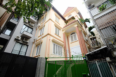 Charming 4-bedroom house with swimming pool in Tay Ho