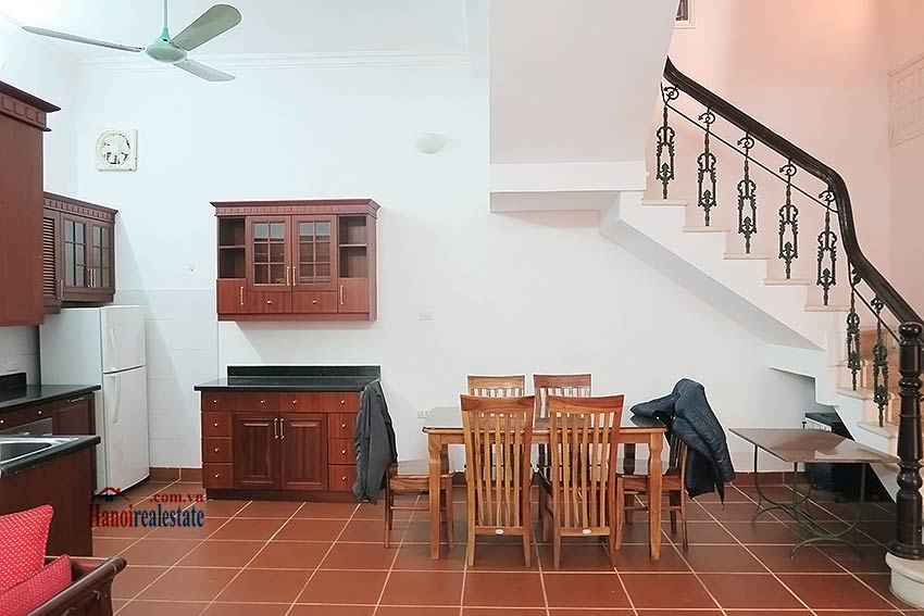 Charming 5 bedroom house with large courtyard in Tay Ho 8
