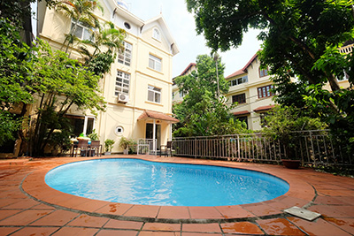 Charming Villa with large garden and outdoor Pool in Tay Ho