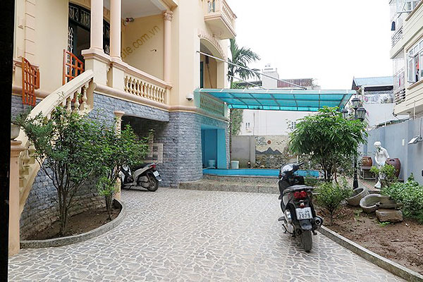Charming Villa with Pool and Yard for rent in Hai Ba Trung Hanoi 5