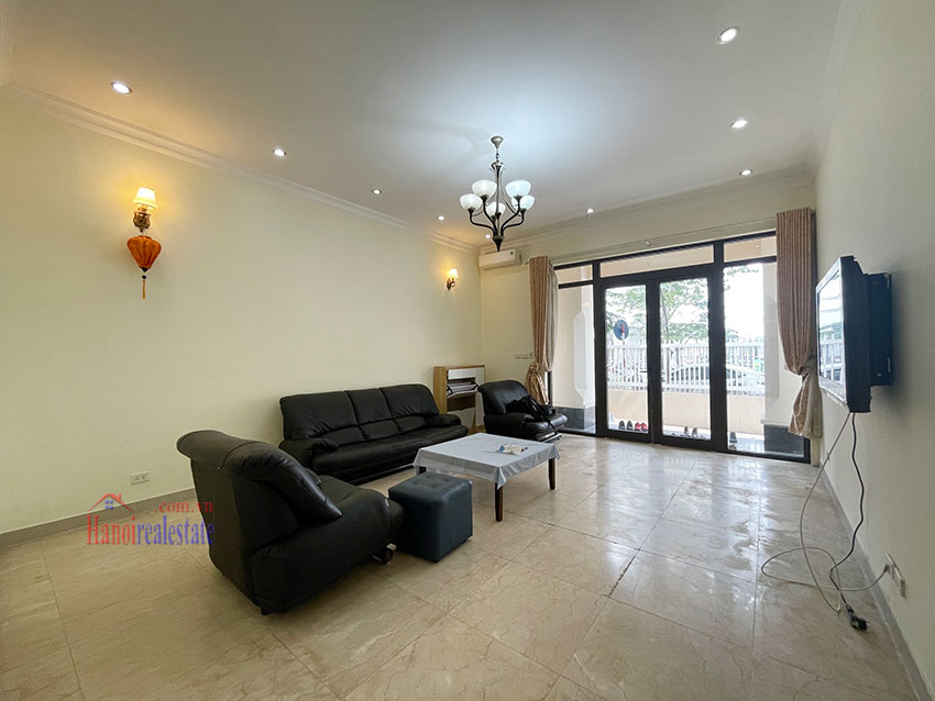 Ciputra: Bright and cozy 5-bedrooms house in T block 3
