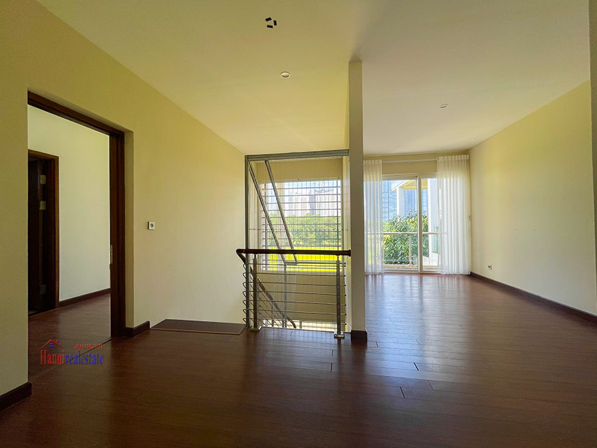 Ciputra: Glamorous 5-bedrooms house with one of the best view in Q block 33