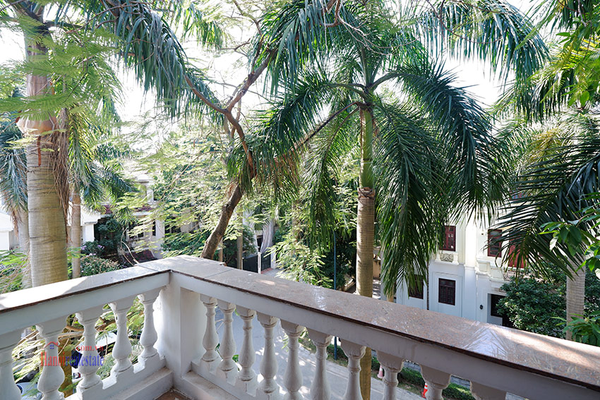 Ciputra: Traditional renovated cornered 04BRs house in C1, short walk to UNIS 26