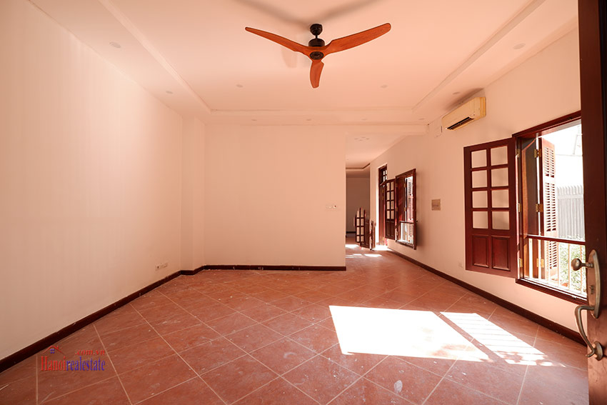 Ciputra: Traditional renovated cornered 04BRs house in C1, short walk to UNIS 4