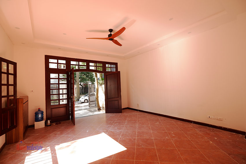 Ciputra: Traditional renovated cornered 04BRs house in C1, short walk to UNIS 5