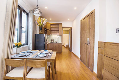Cool cozy 02 bedroom apartment for rent in Linh Lang street